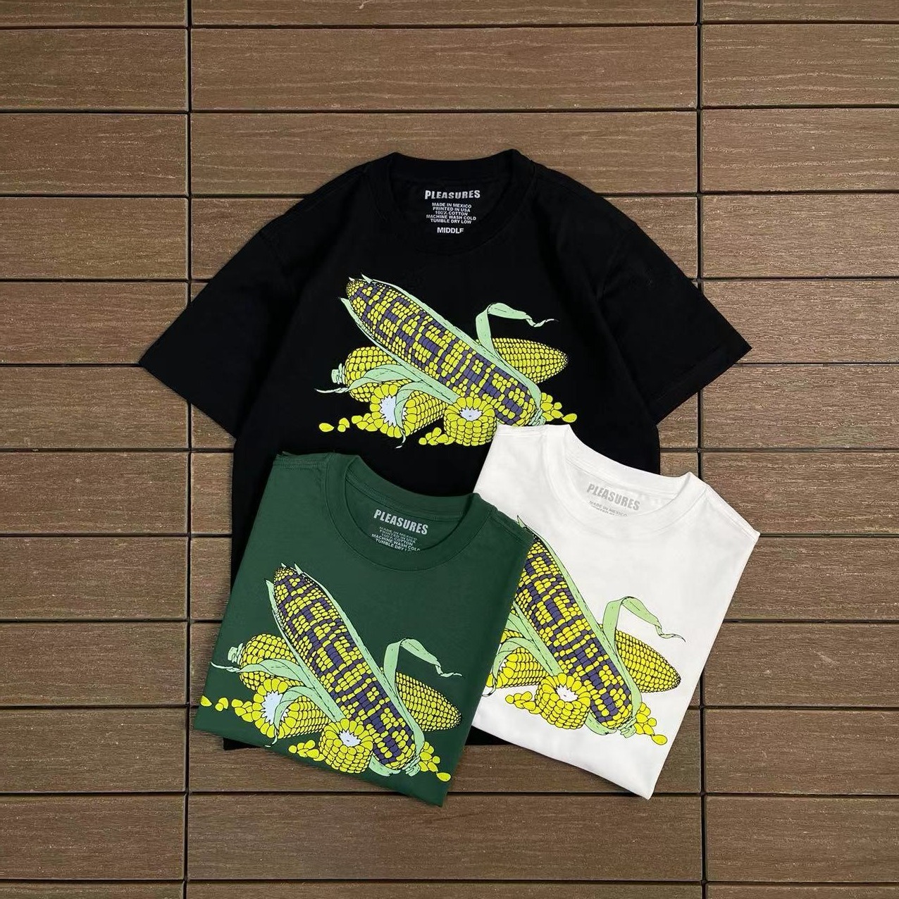 PLEASURES T-SHIRT