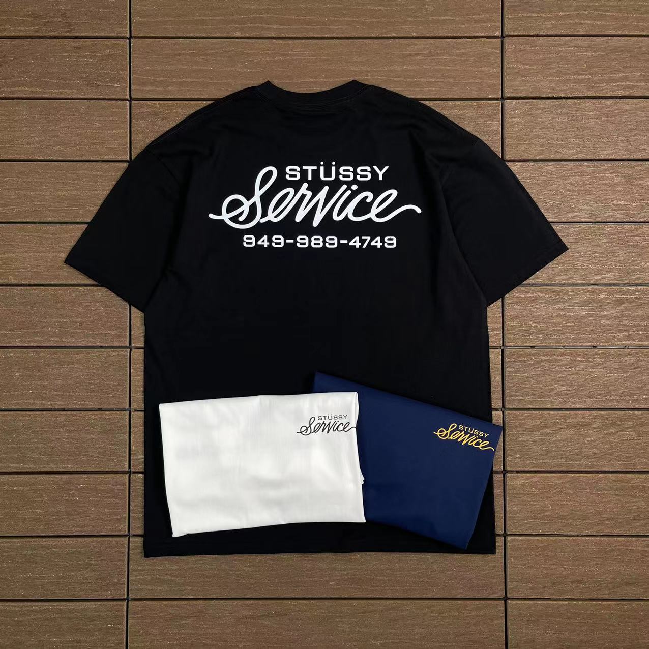 STUSSY T-SHIRT