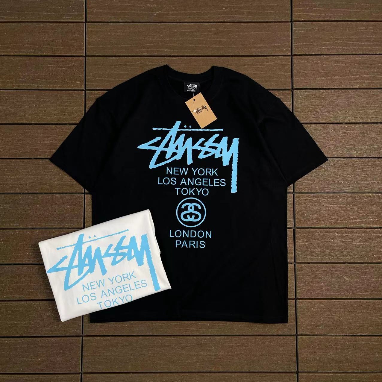 STUSSY T-SHIRT