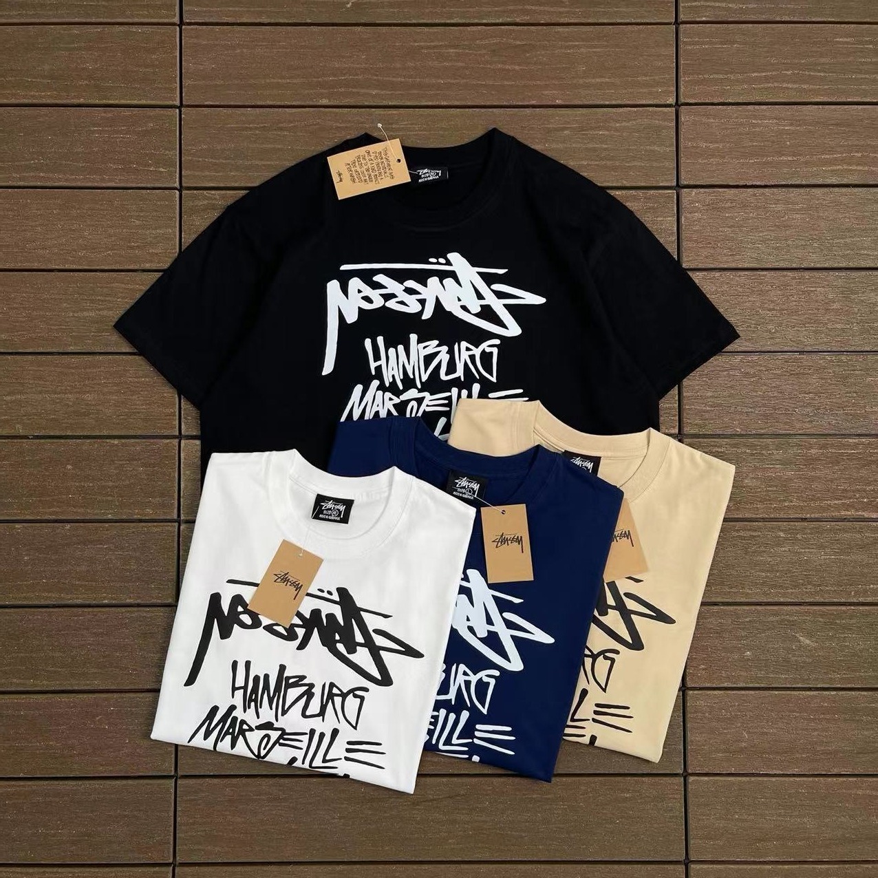 STUSSY T-SHIRT