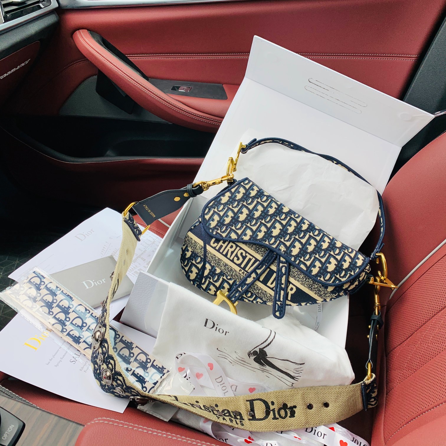 DIOR