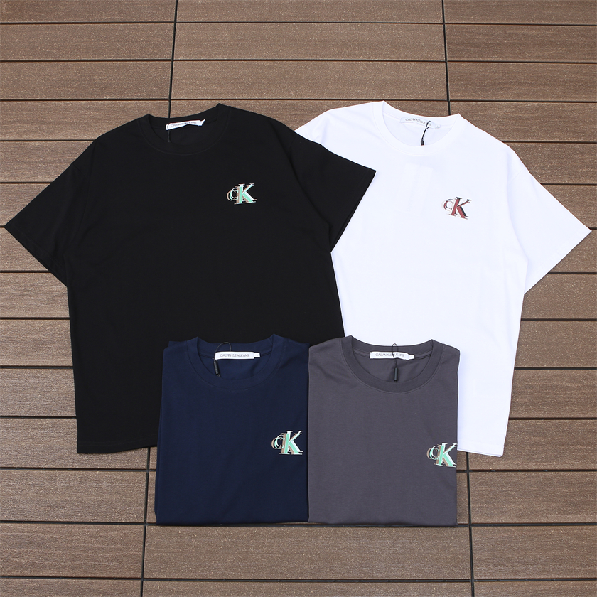 CALVIN KLEIN T-SHIRT