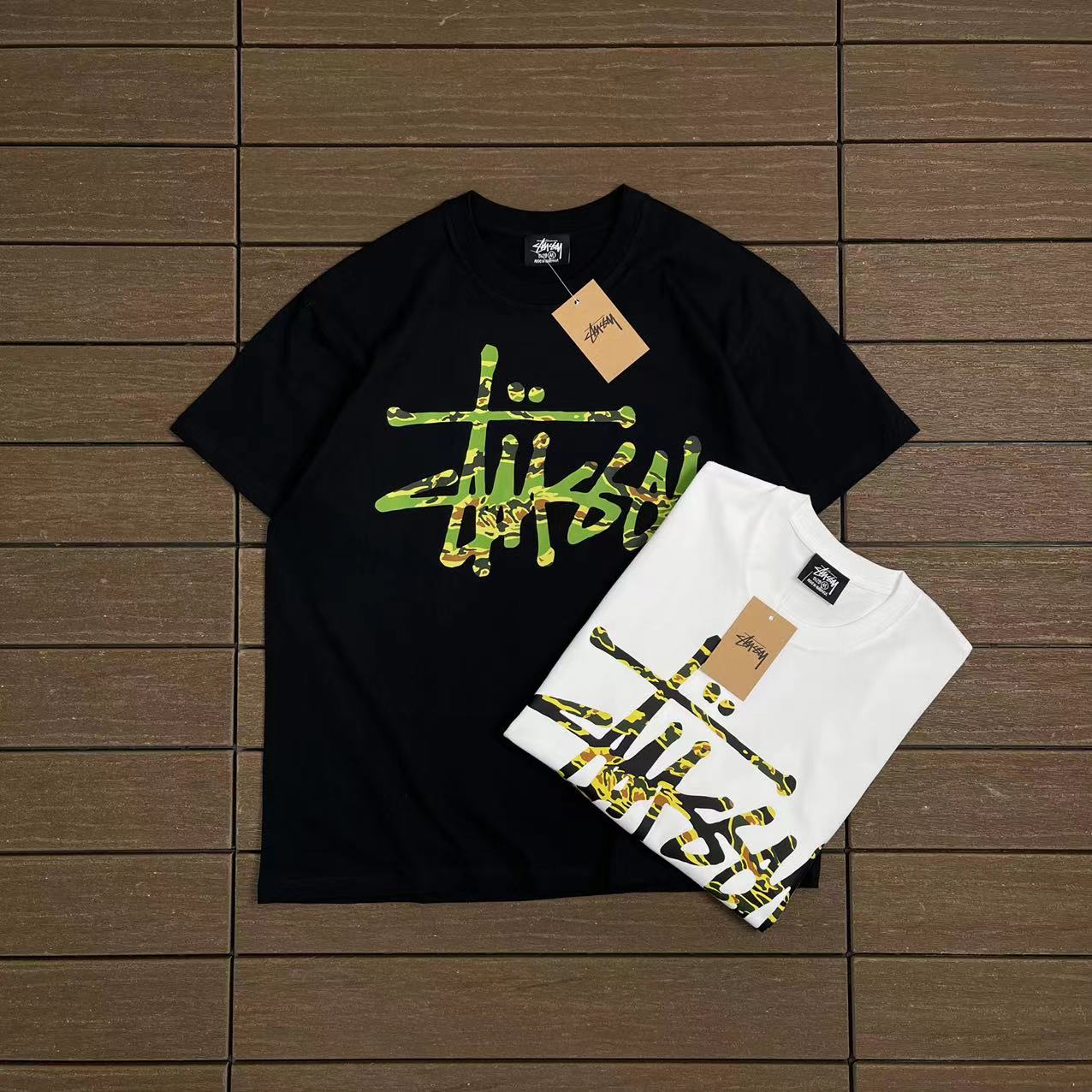 STUSSY T-SHIRT
