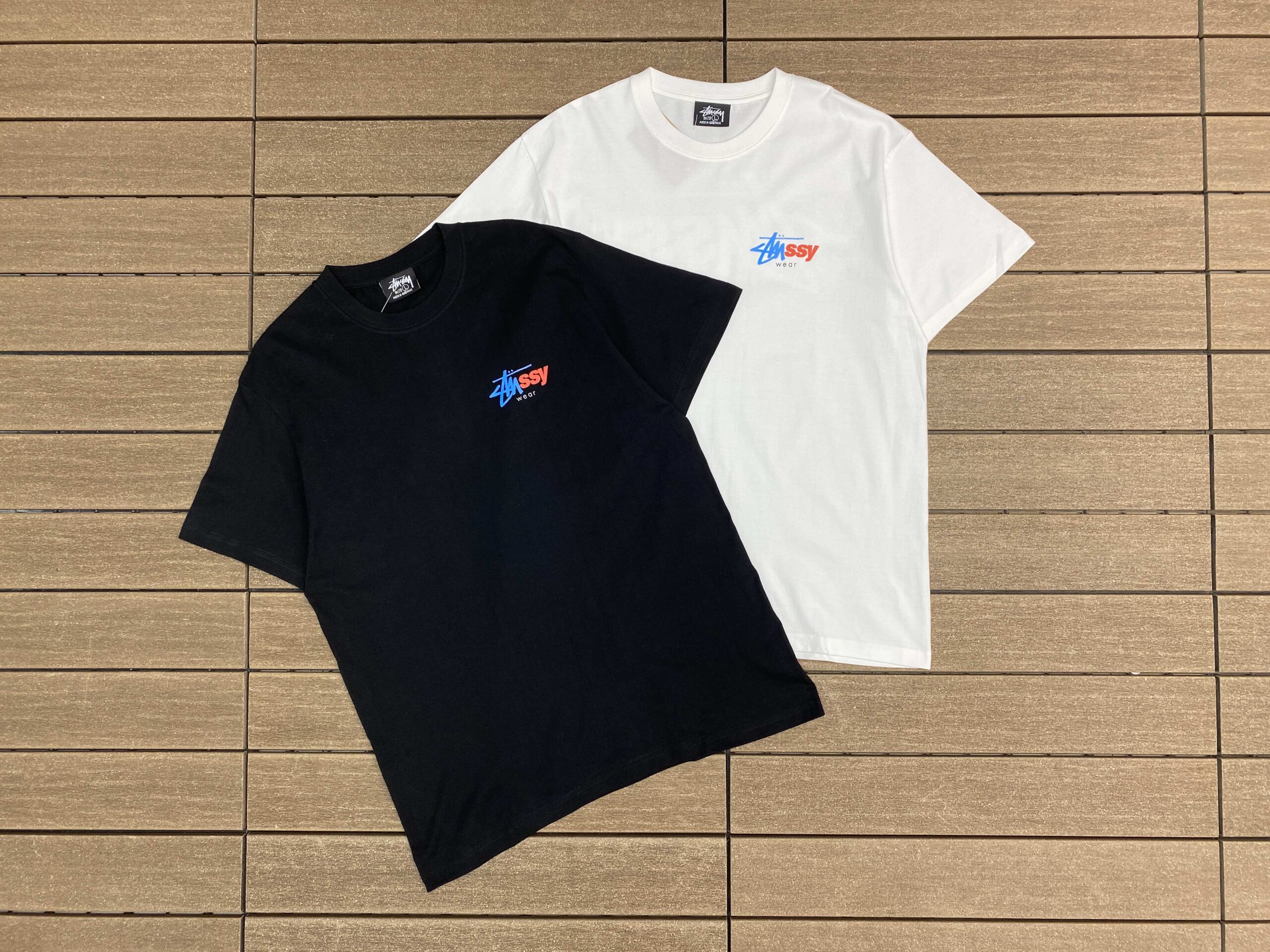STUSSY T-SHIRT