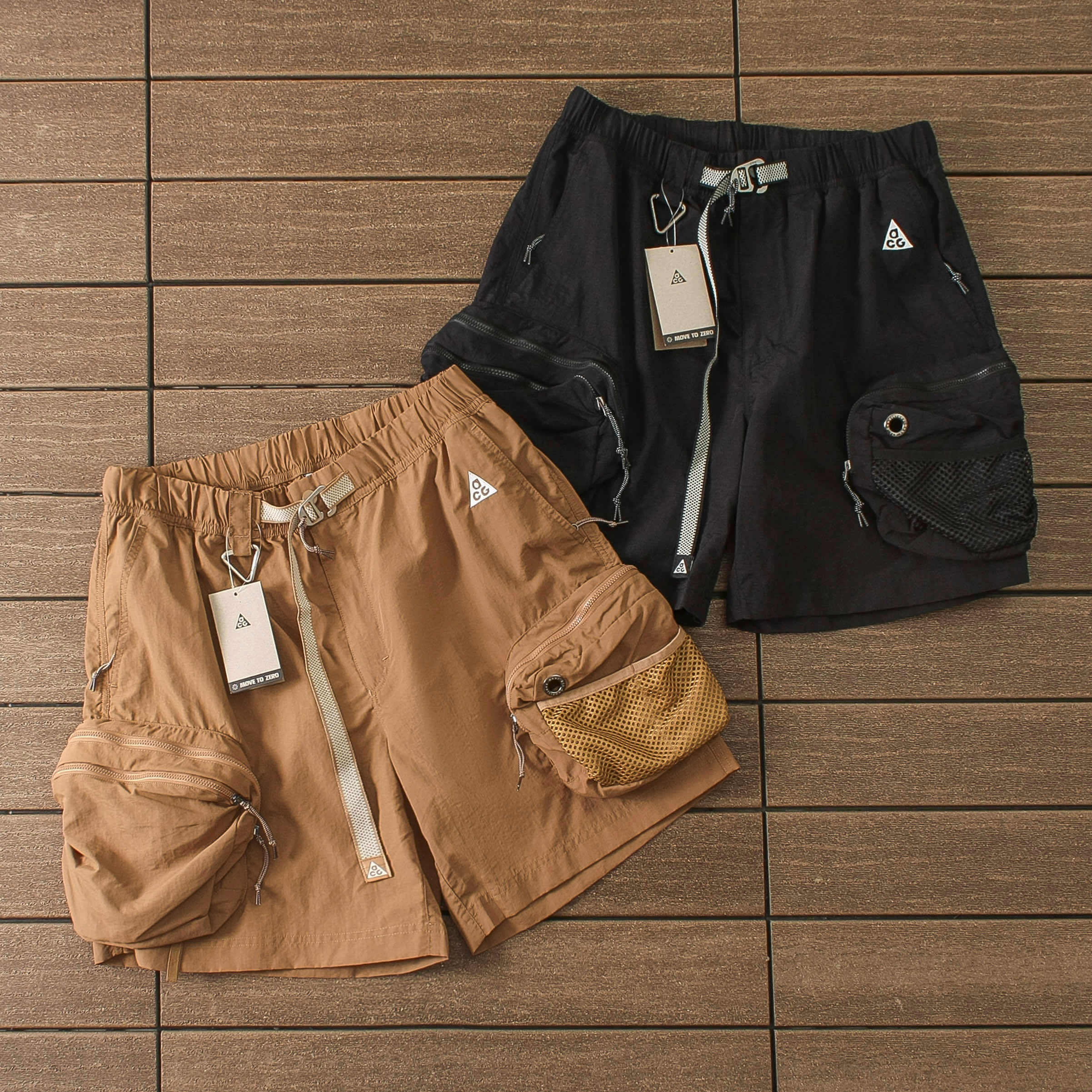 NIKE ACG SHORT