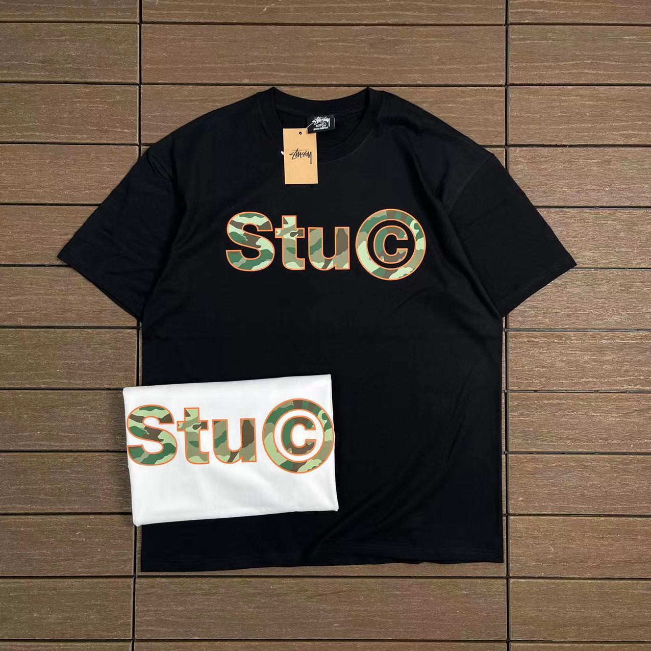 STUSSY T-SHIRT