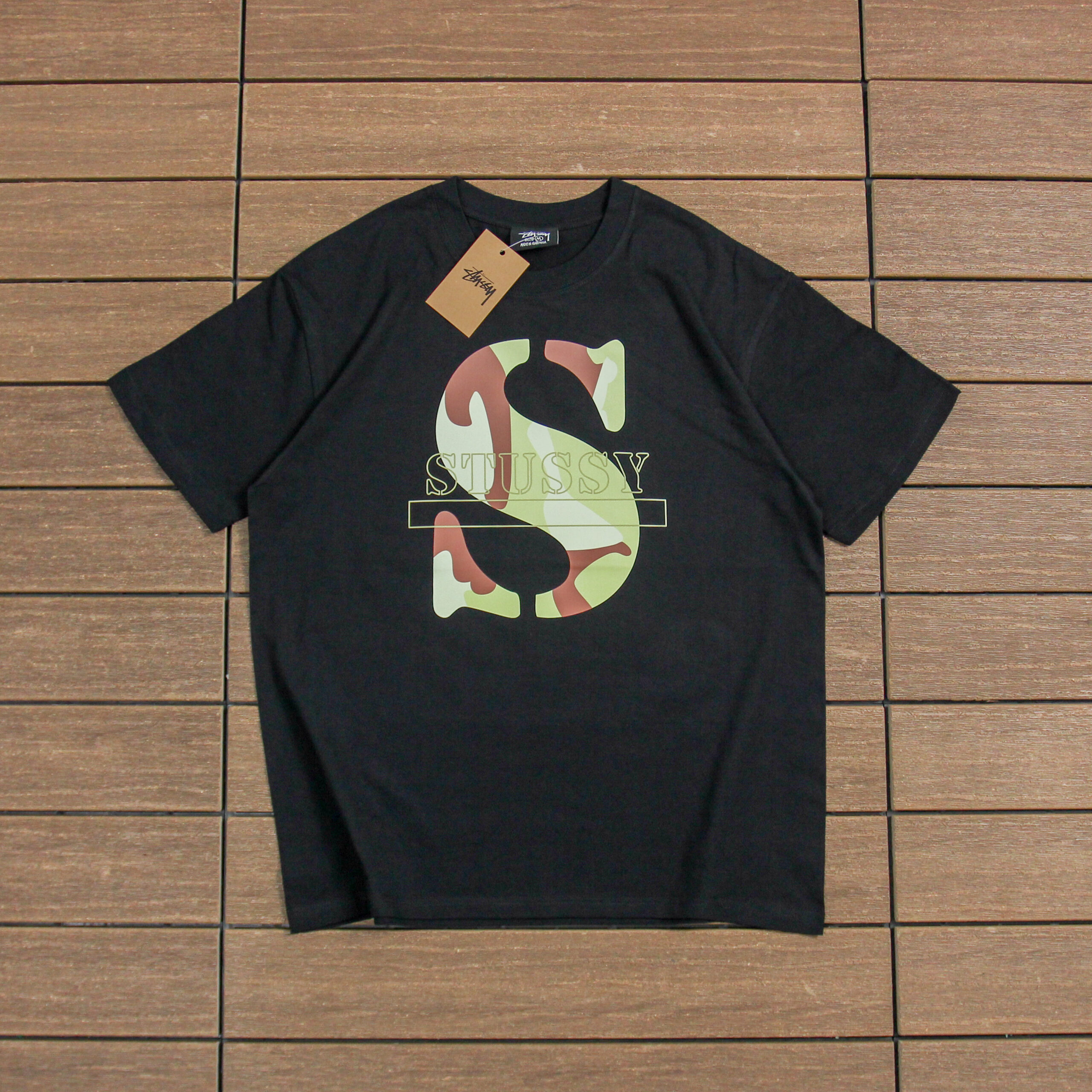 STUSSY T-SHIRT