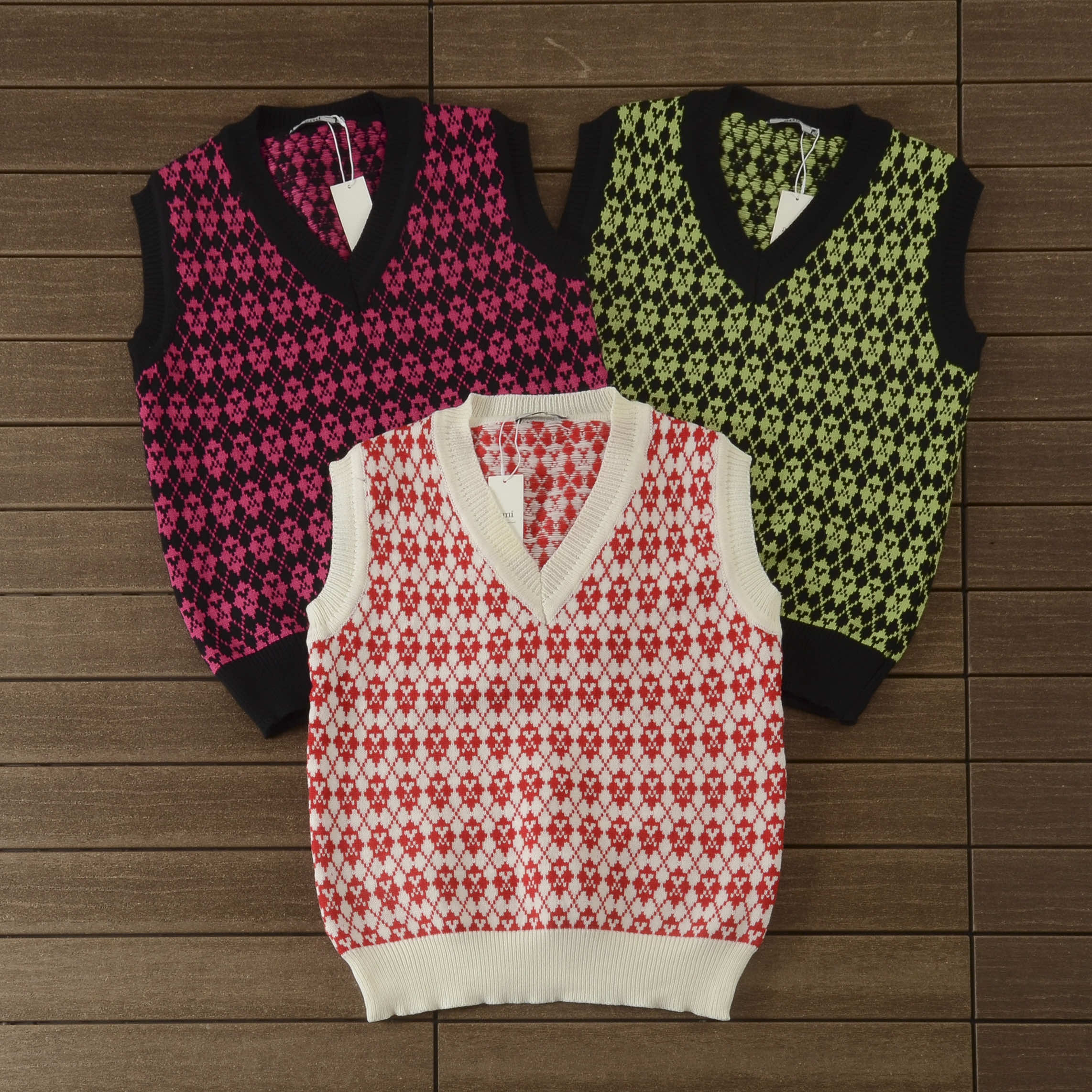 AMI VEST