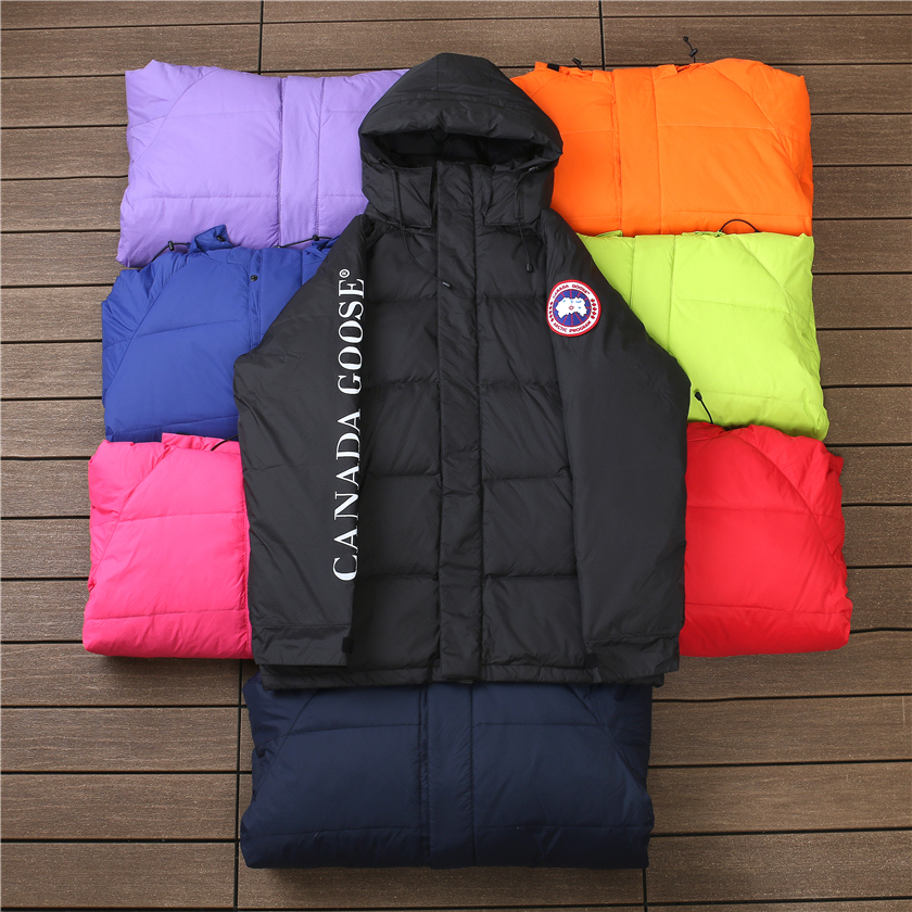 CANADA GOOSE DOWN JACKET