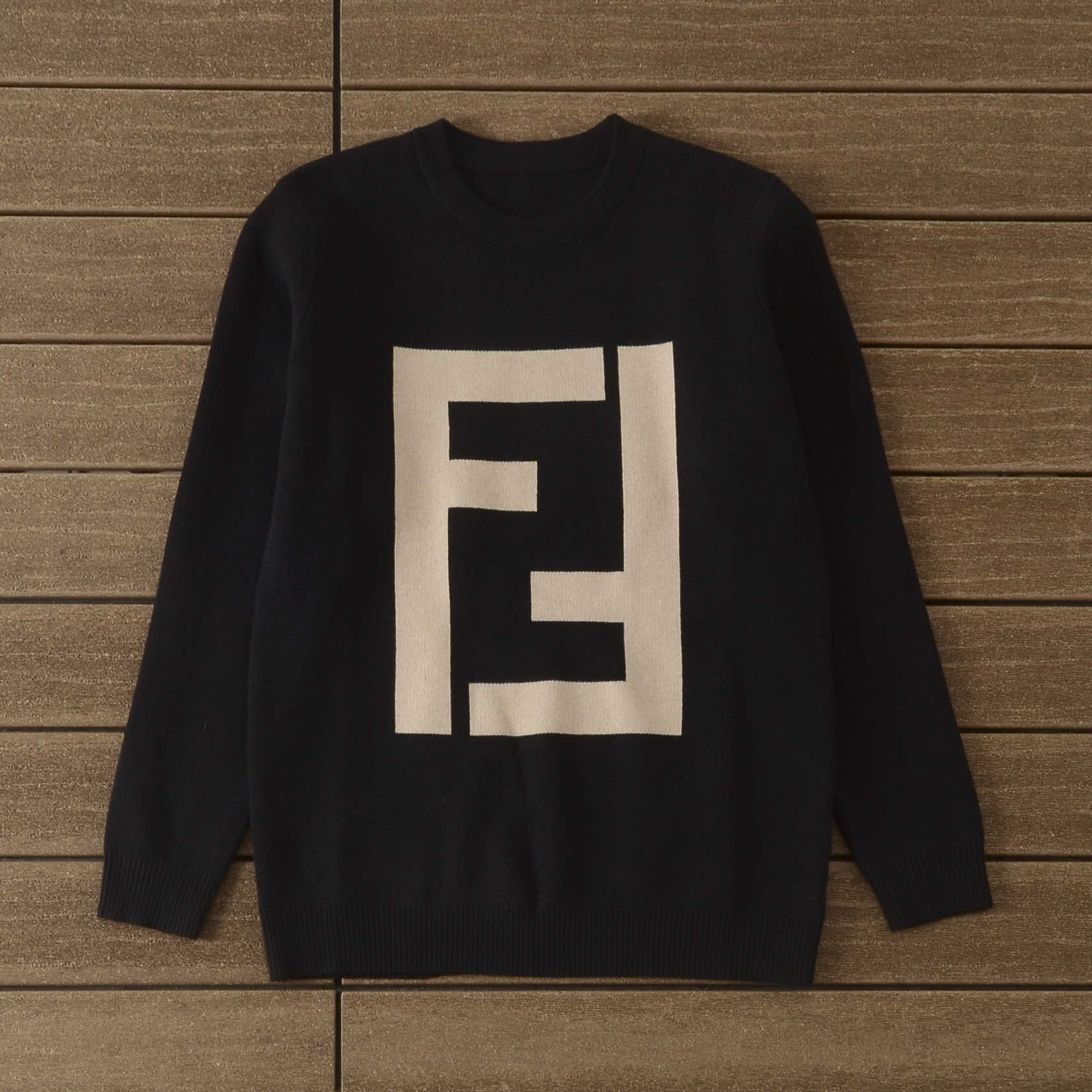 FENDI SWEATER
