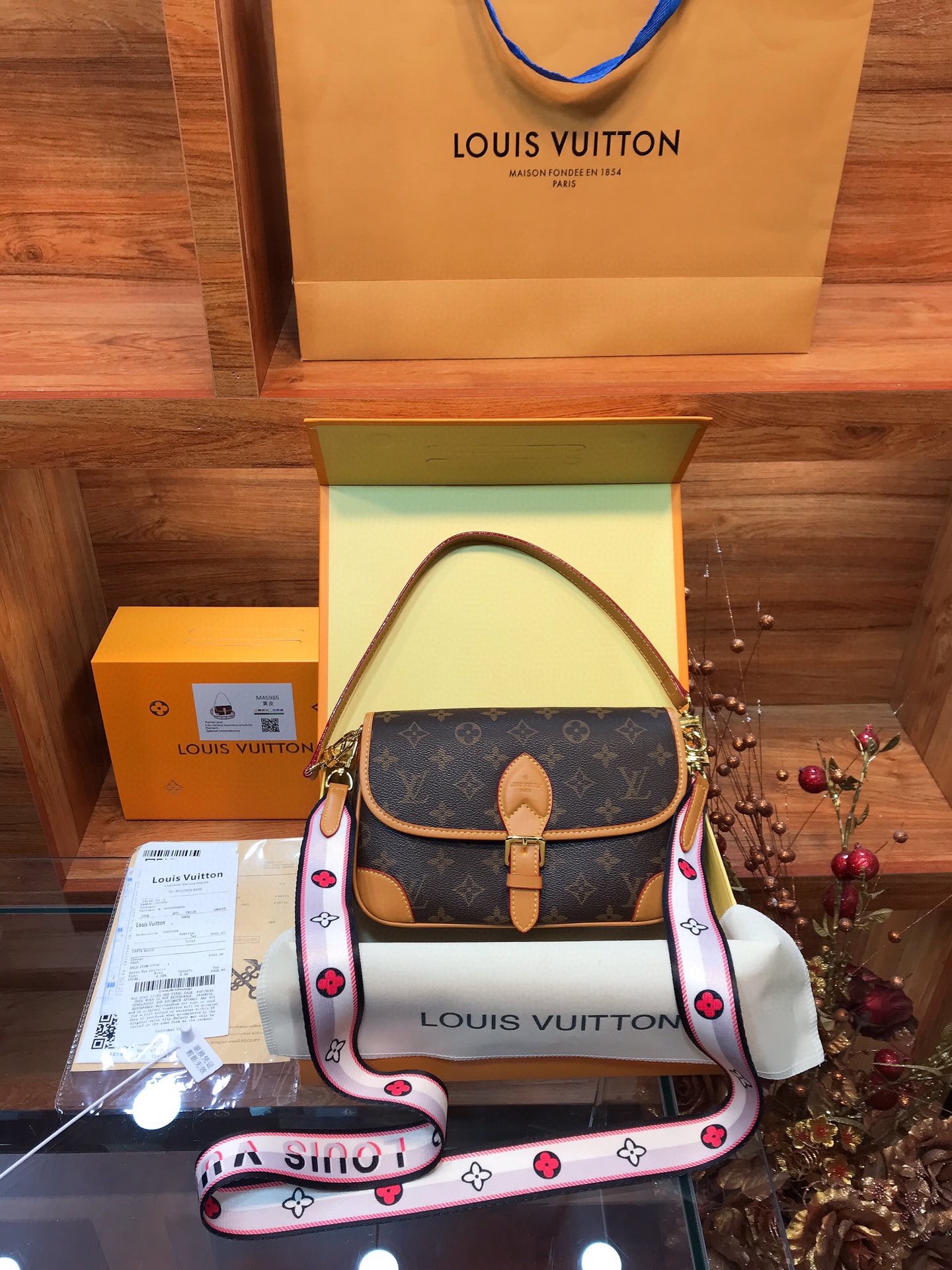 LV BAG
