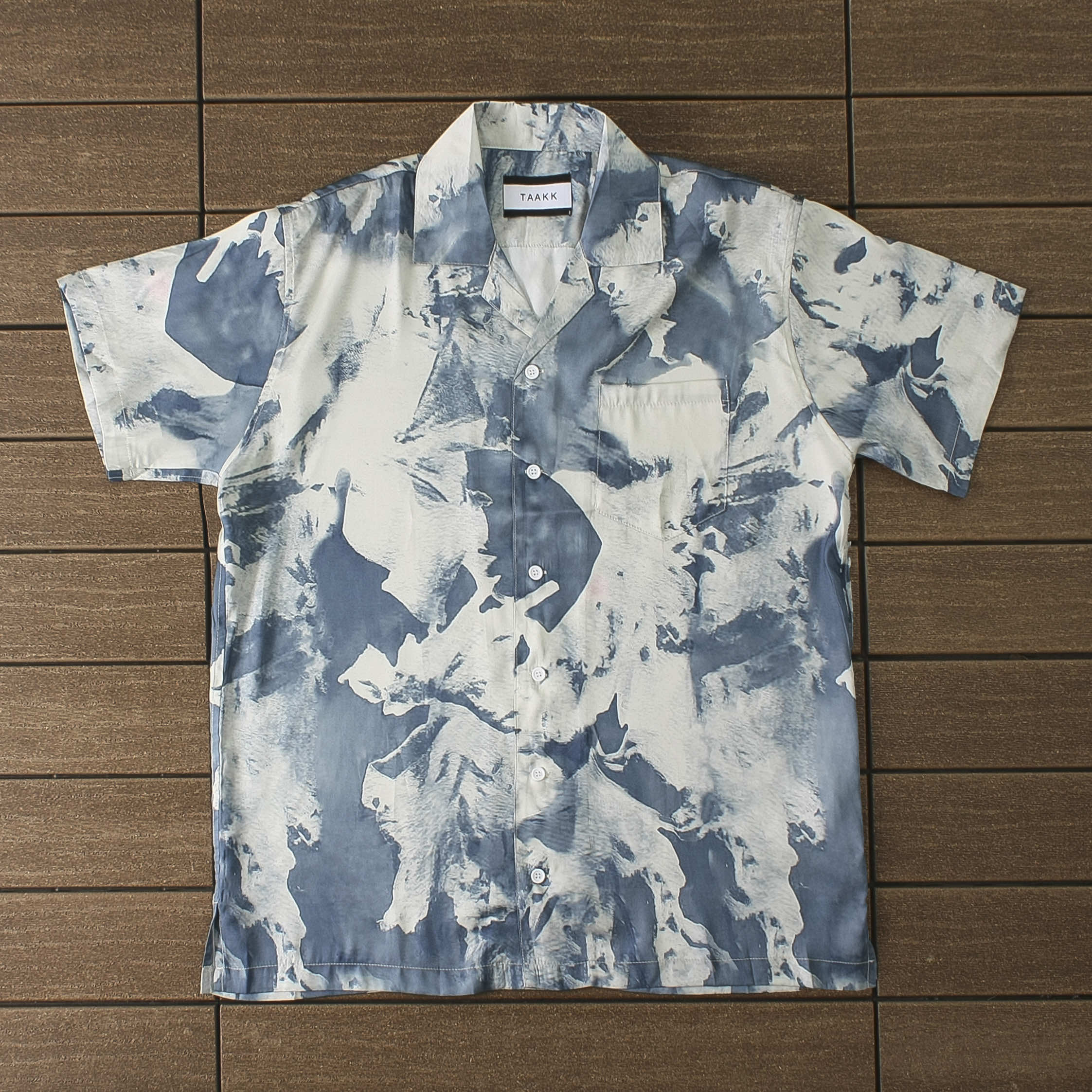 TAAKK SHIRT