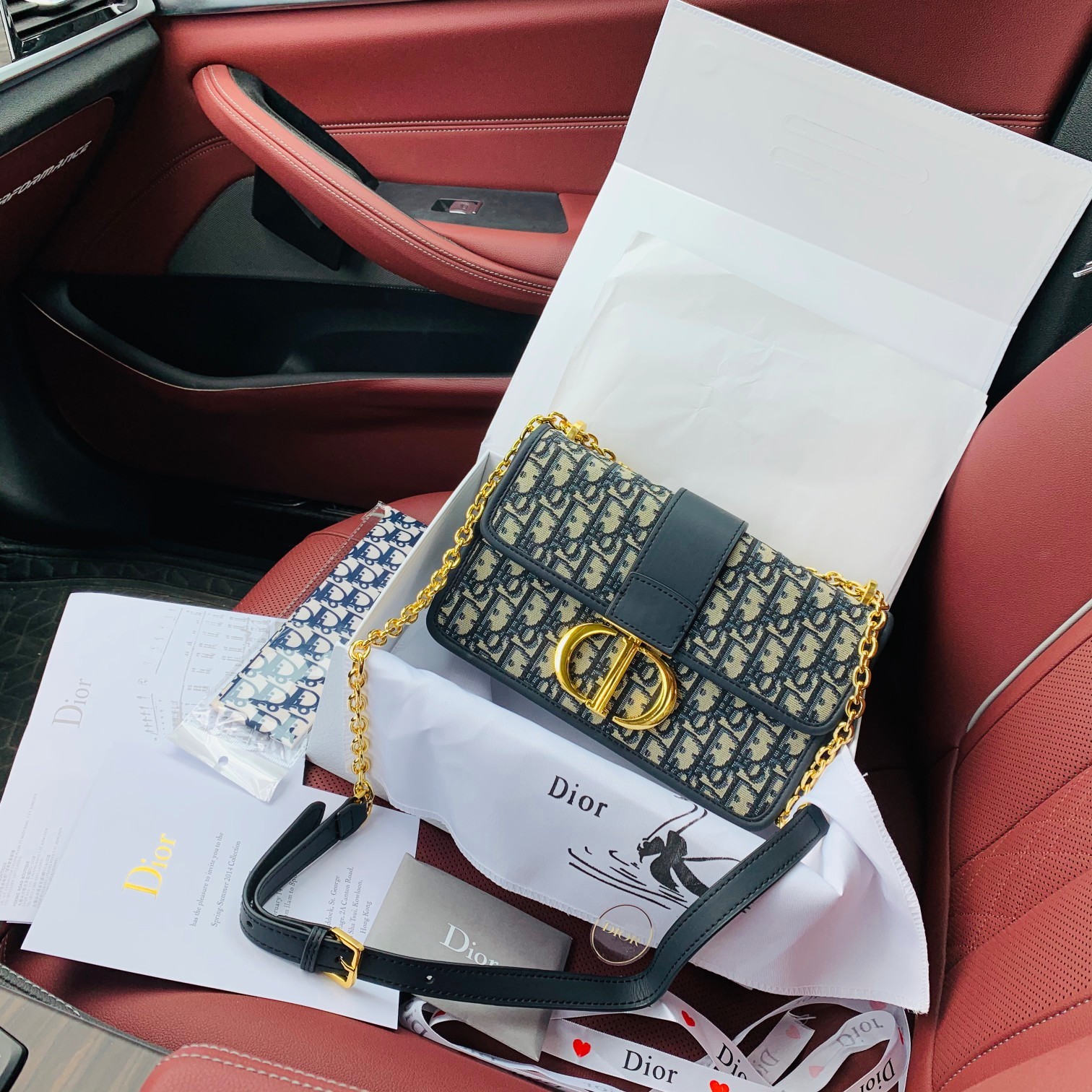 DIOR
