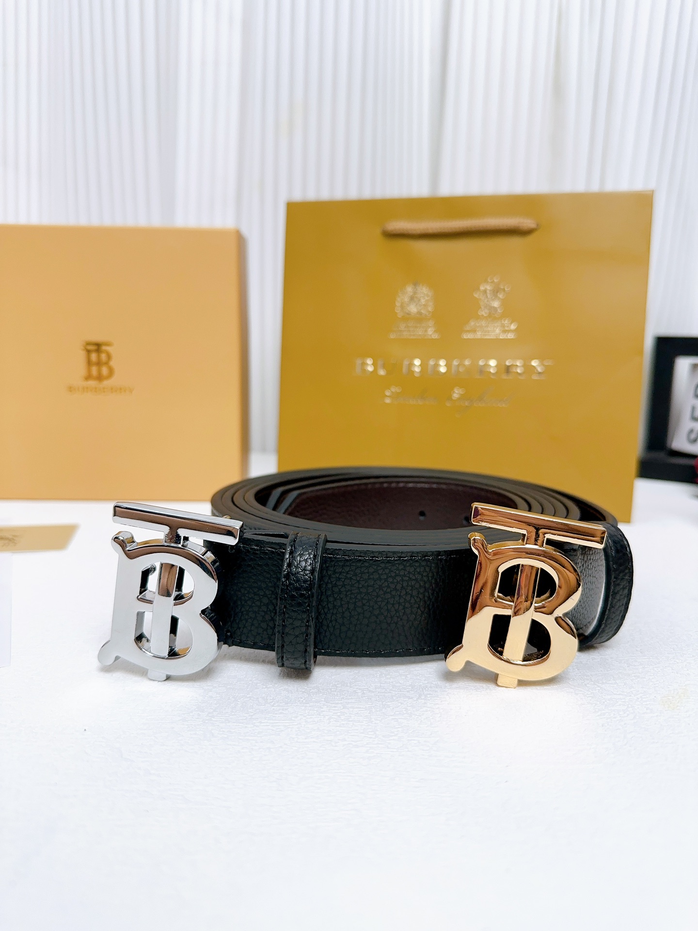 BURBERRY BELF
